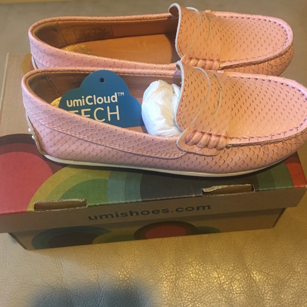 Girls shoes/loafers